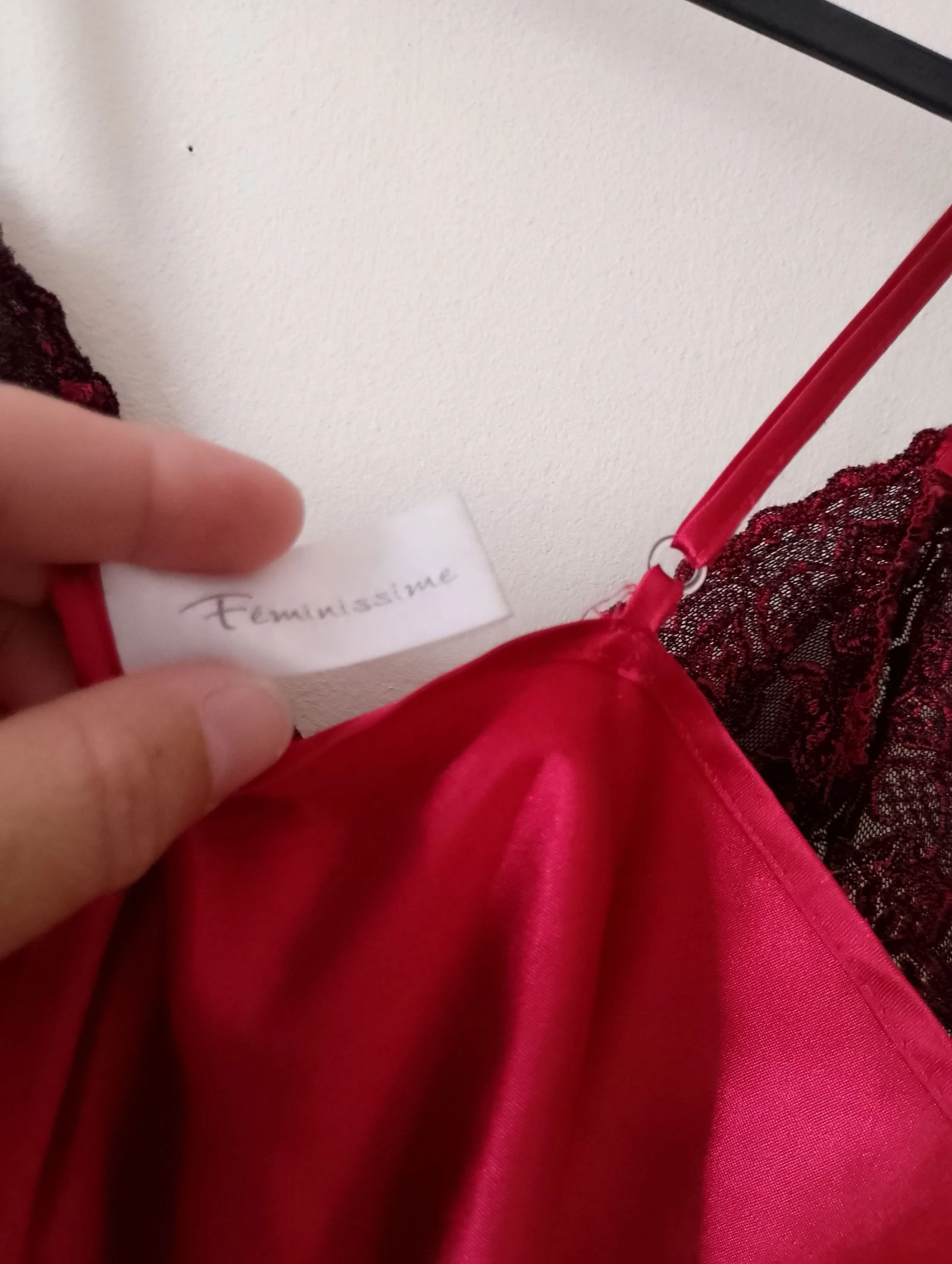 Nuisette de cetim vermelha com renda Feminissime tamanho 36 – photo 12